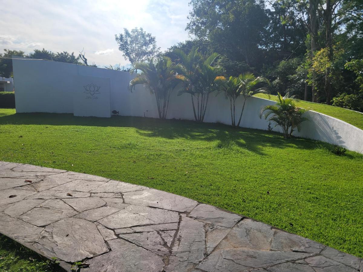 Lotus Suite Santa Cruz de La Sierra Exterior photo